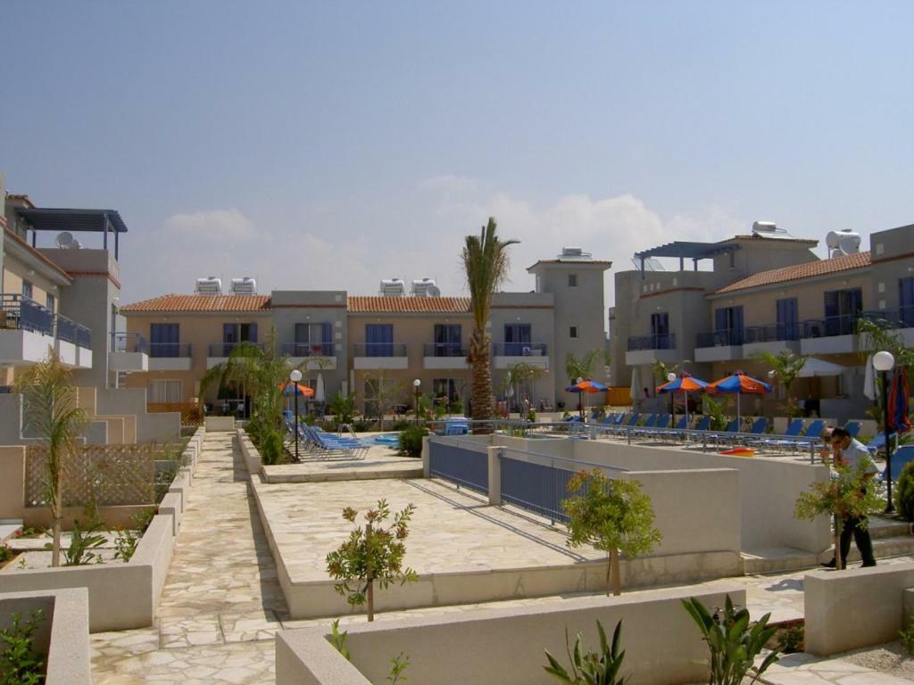 Helios Cottages Paphos Exterior foto